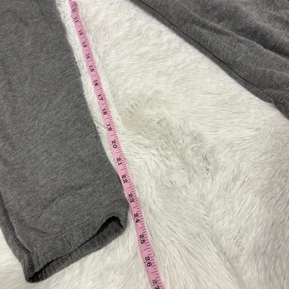 VICTORIA SECRET Supermodel Essentials Gray Jogger woman’s SWEATPANTS size XS - Picture 3 of 10